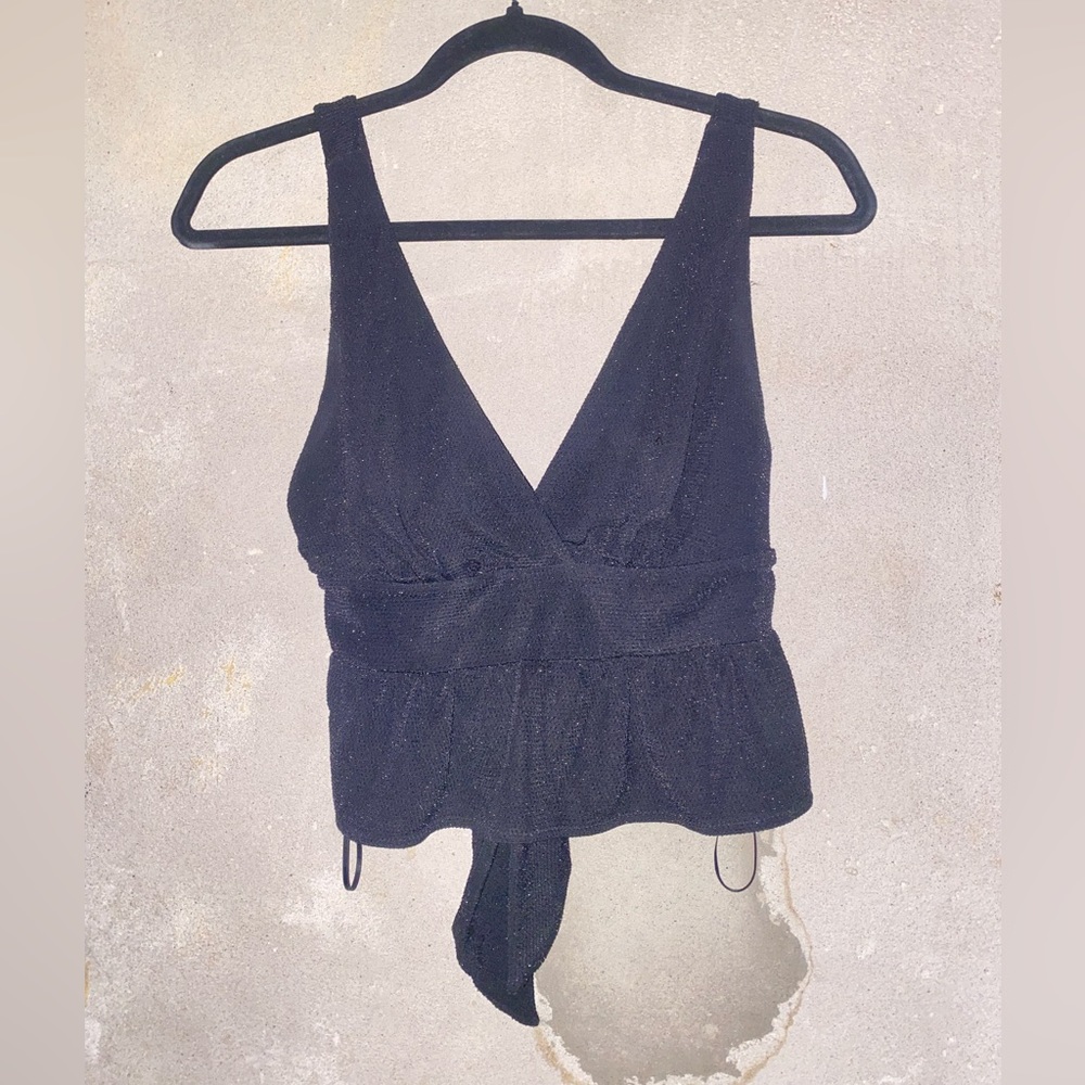 🧚‍♀️3for50$ Sparkly back tie crop top